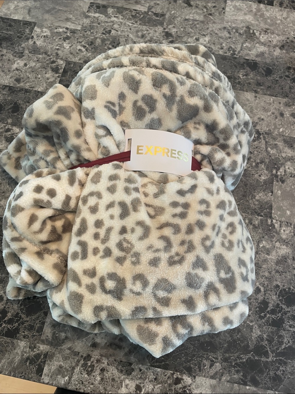 Express Kids Plush Leopard Print Robe - Cream & Gray